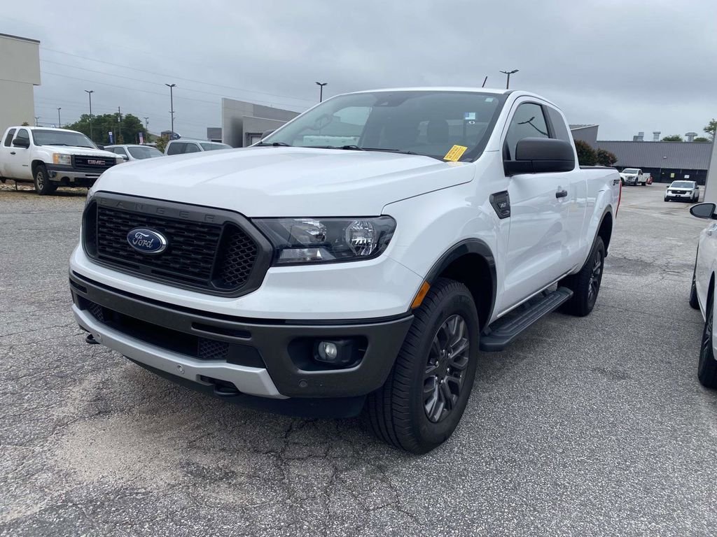 Certified Used 2019 Oxford White Ford XLT image 3