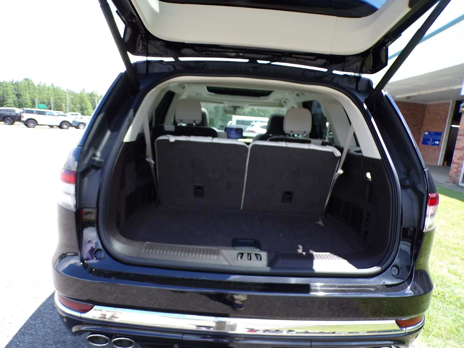 Used 2023 Black Lincoln Black Label image 9
