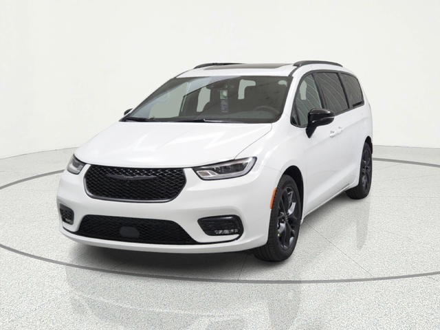 2026 Chrysler Pacifica Limited - Photo 2
