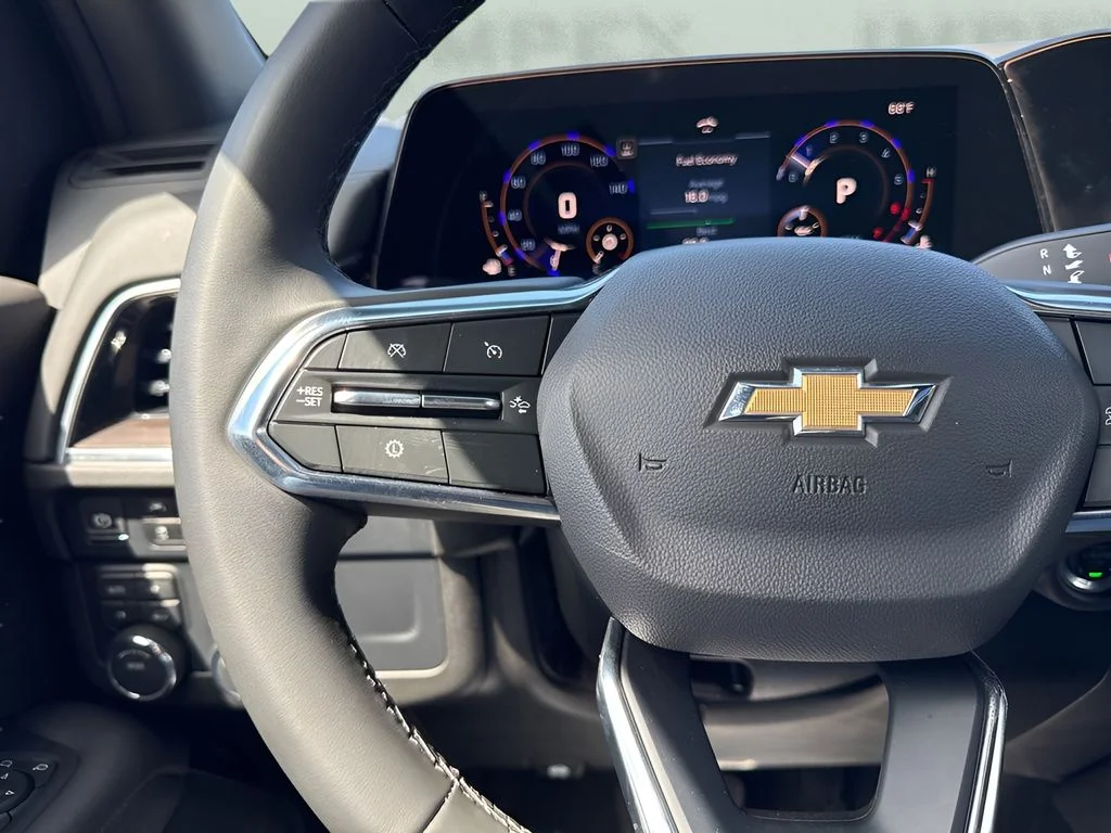 Used 2025 Black Chevrolet LT image 23