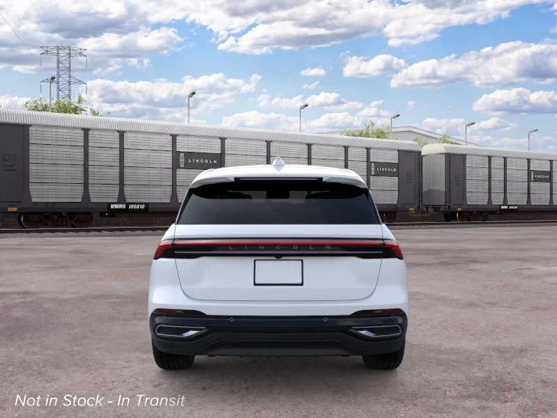 New 2026 White Platinum Metallic Tri-Coat Lincoln Premiere image 5
