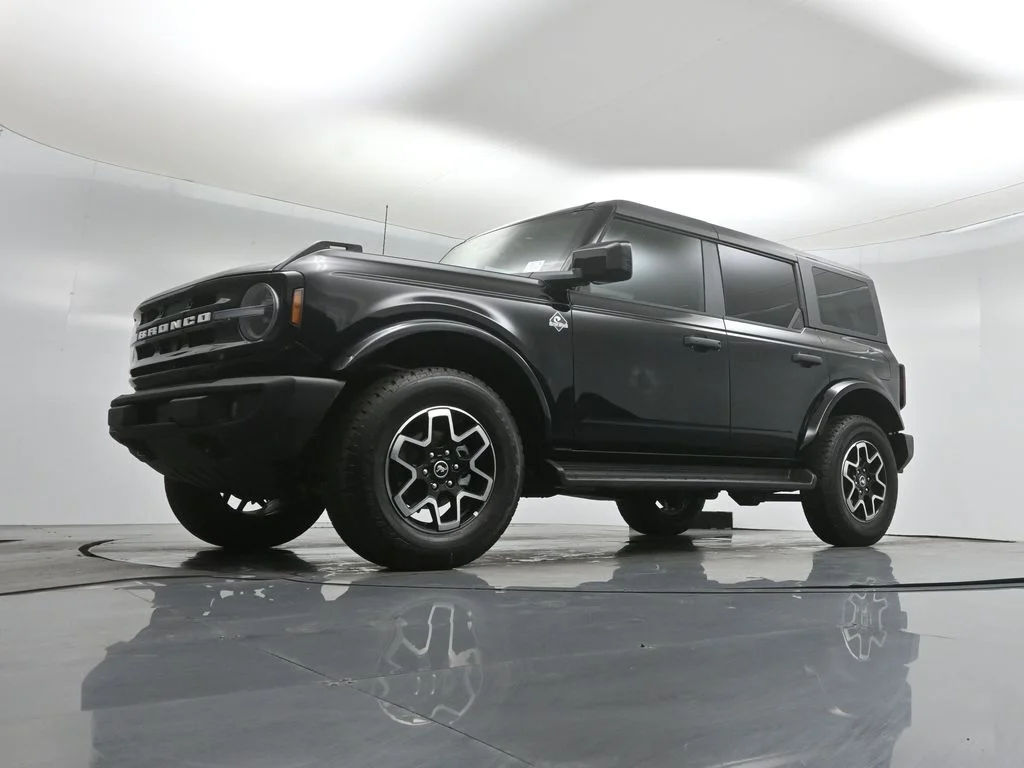 New 2026 Shadow Black Ford Outer Banks image 46