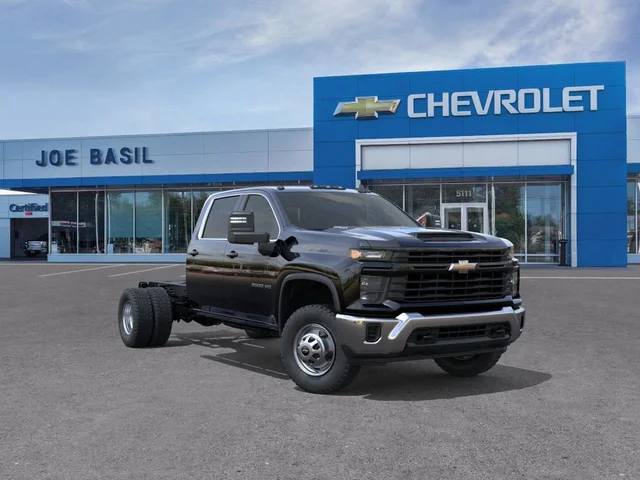 2026 Chevrolet Silverado 3500 HD Chassis Cab Work Truck