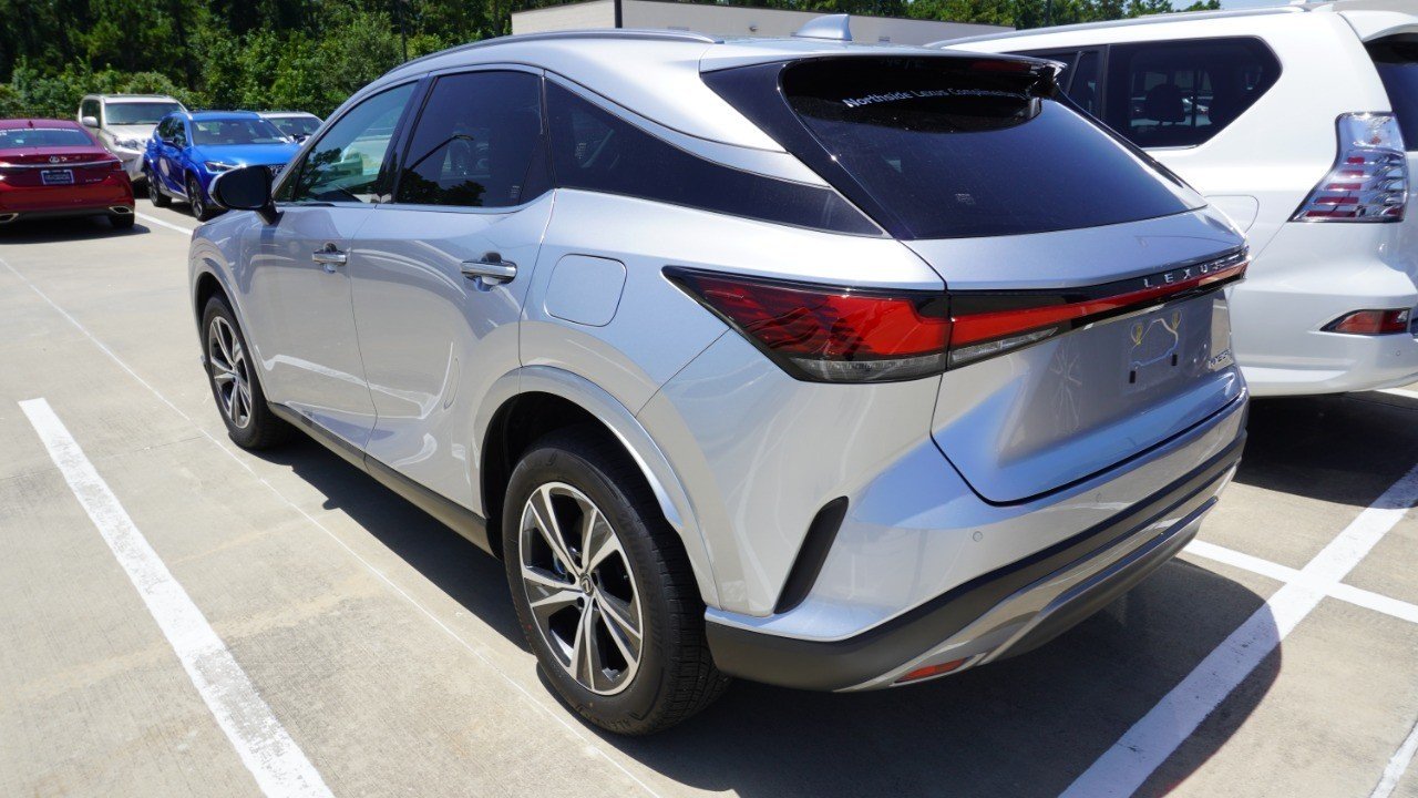 Used 2025 Silver Lexus RX 350 image 8