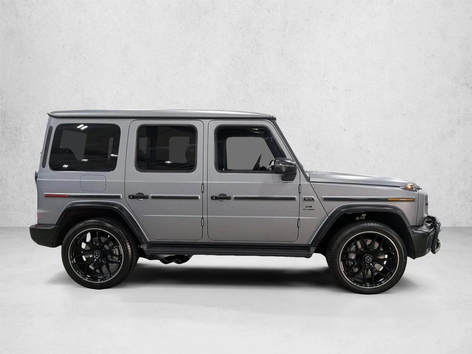 Used 2025 Manufaktur Platinum Magno Mercedes-Benz AMG® G 63 image 4