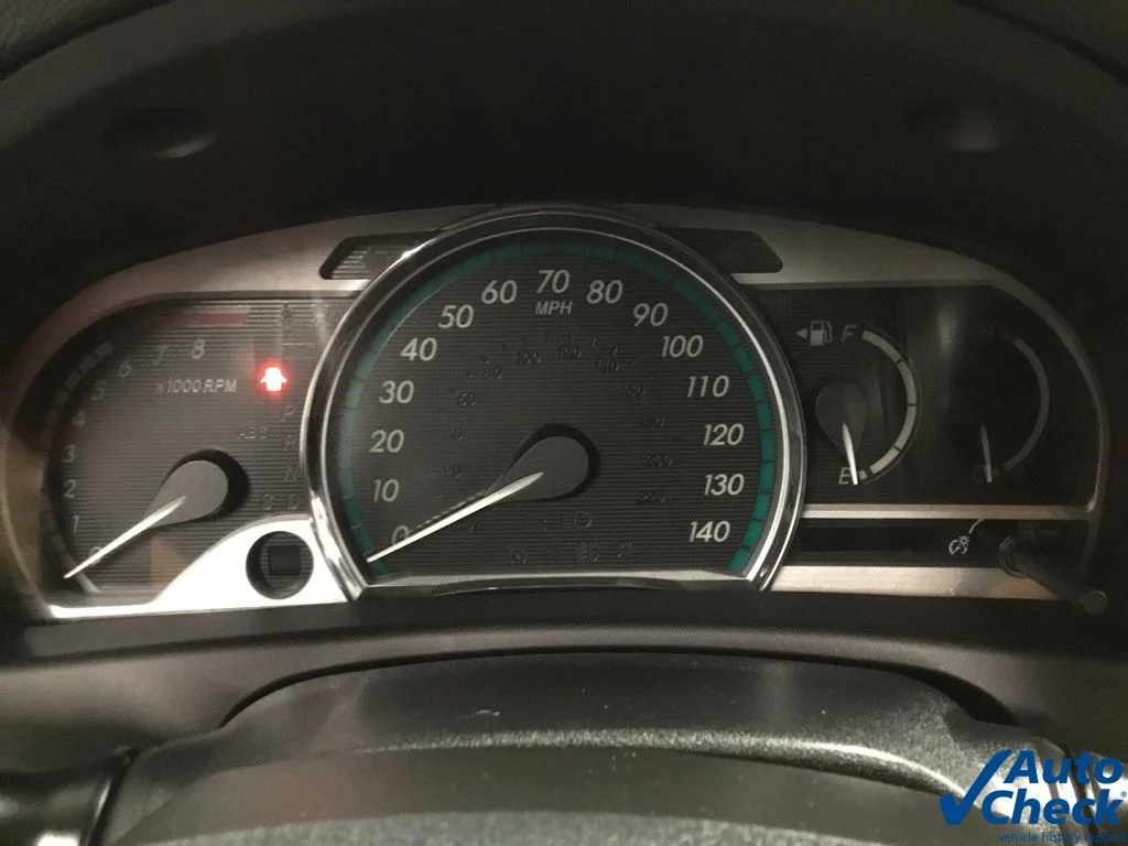 Used 2014 Black Toyota LE image 52