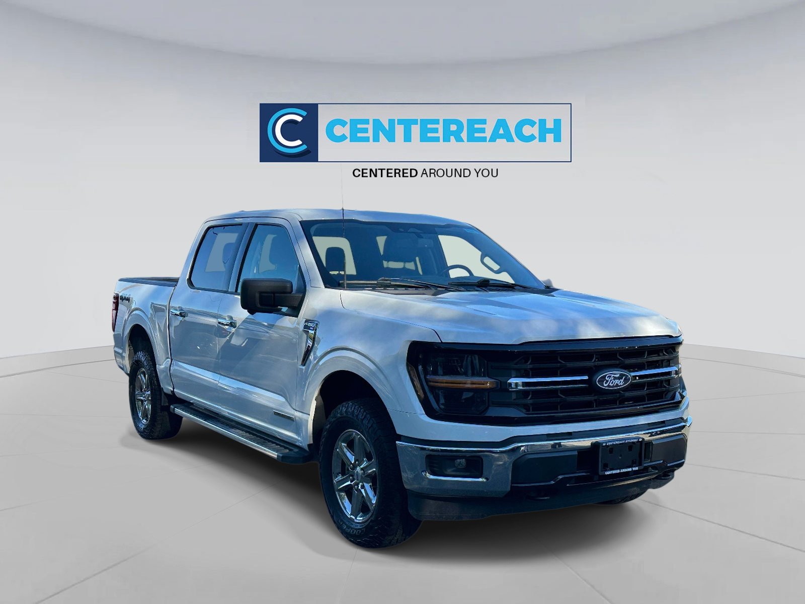 Used 2024 White Ford XLT image 4