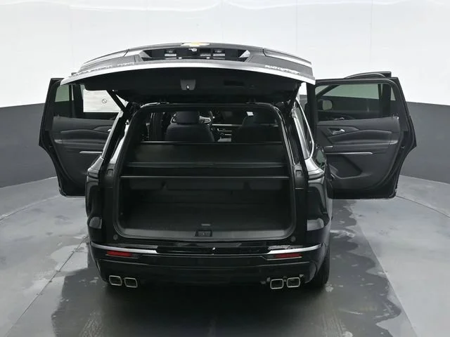 New 2026 Mosaic Black Metallic Chevrolet High Country image 27