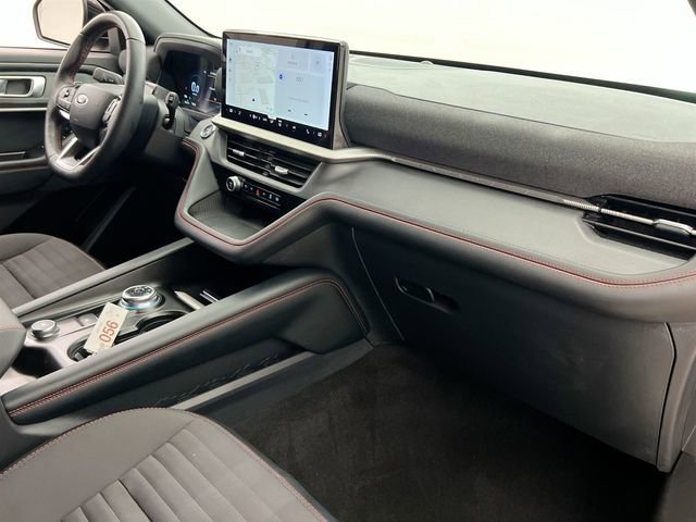 Used 2025 Black Metallic Ford ST-Line image 13