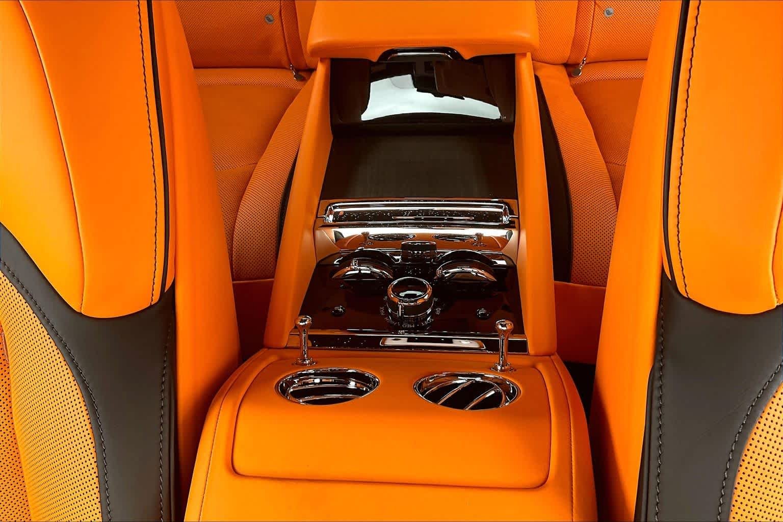 Used 2024 Black Diamond Rolls-Royce  image 31