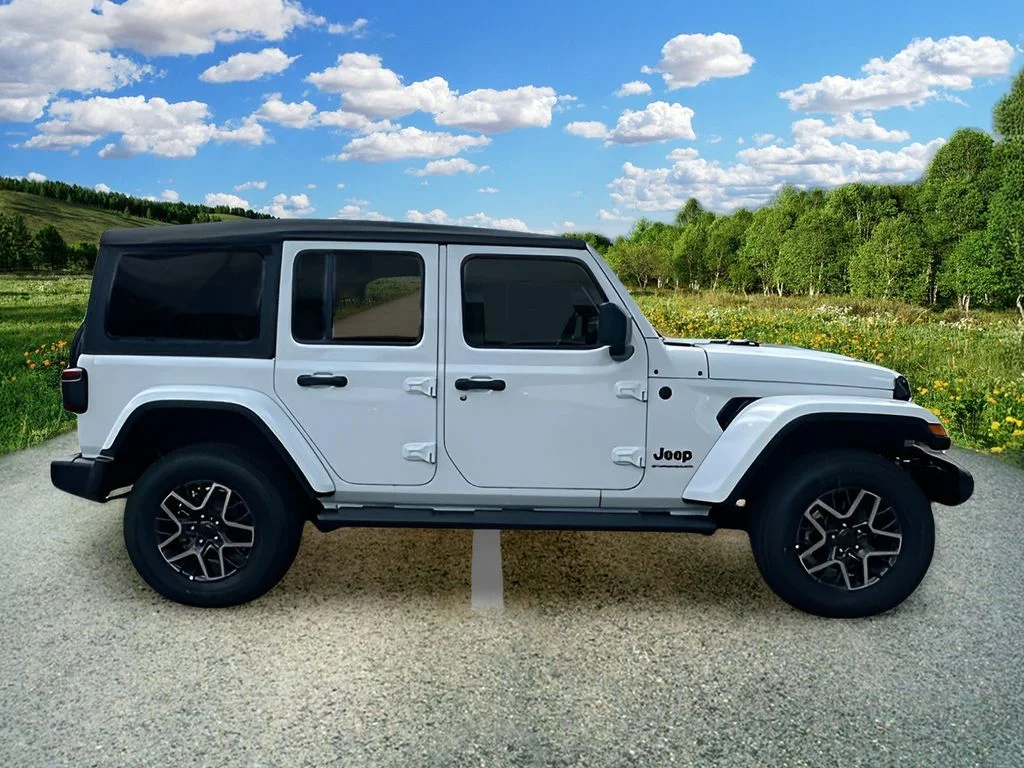2025 Jeep Wrangler 4-Door Sahara - Photo 3