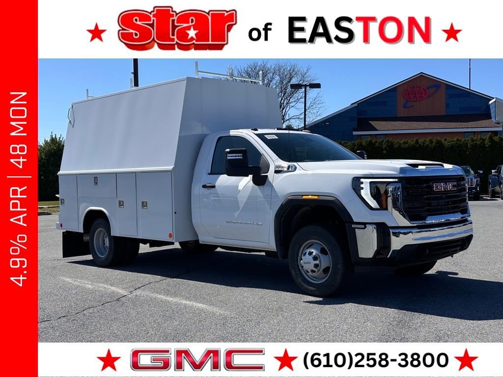 2026 GMC Sierra 4WD Regular Cab Chassis LWB Pro's photo