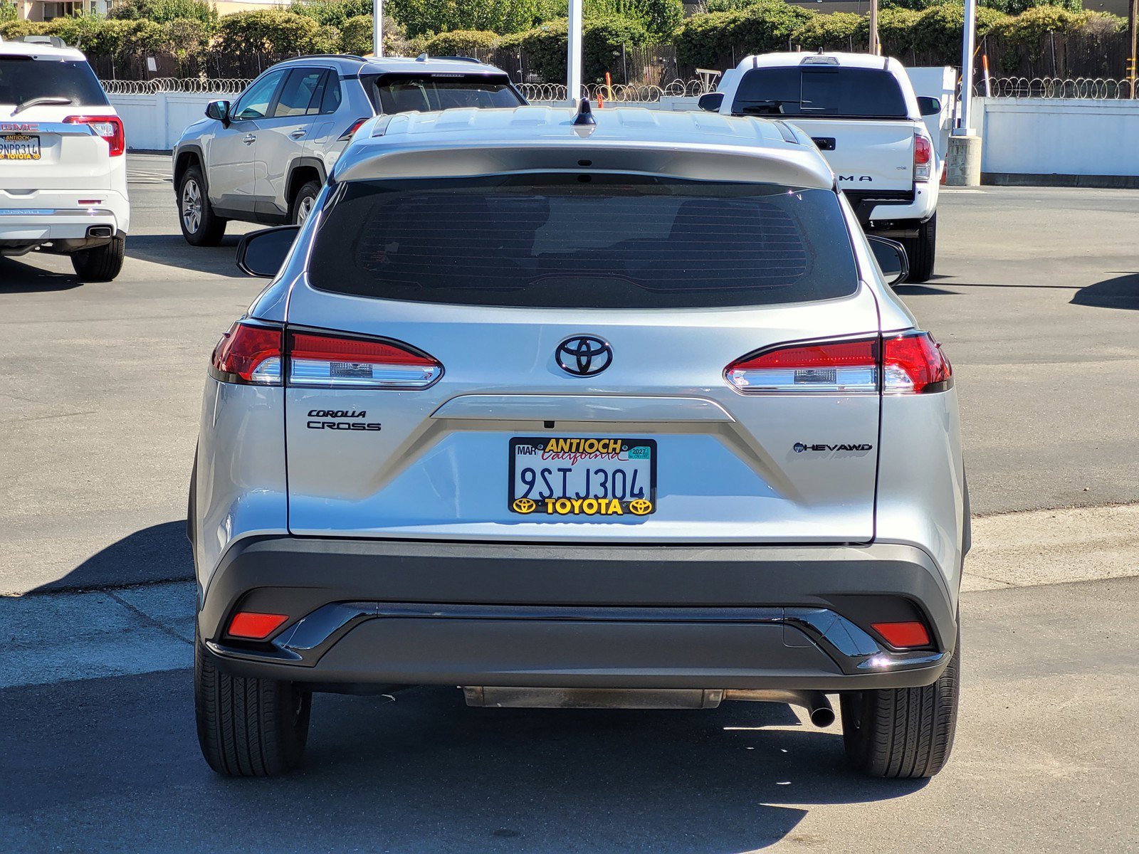 Used 2025 Silver Toyota  image 5