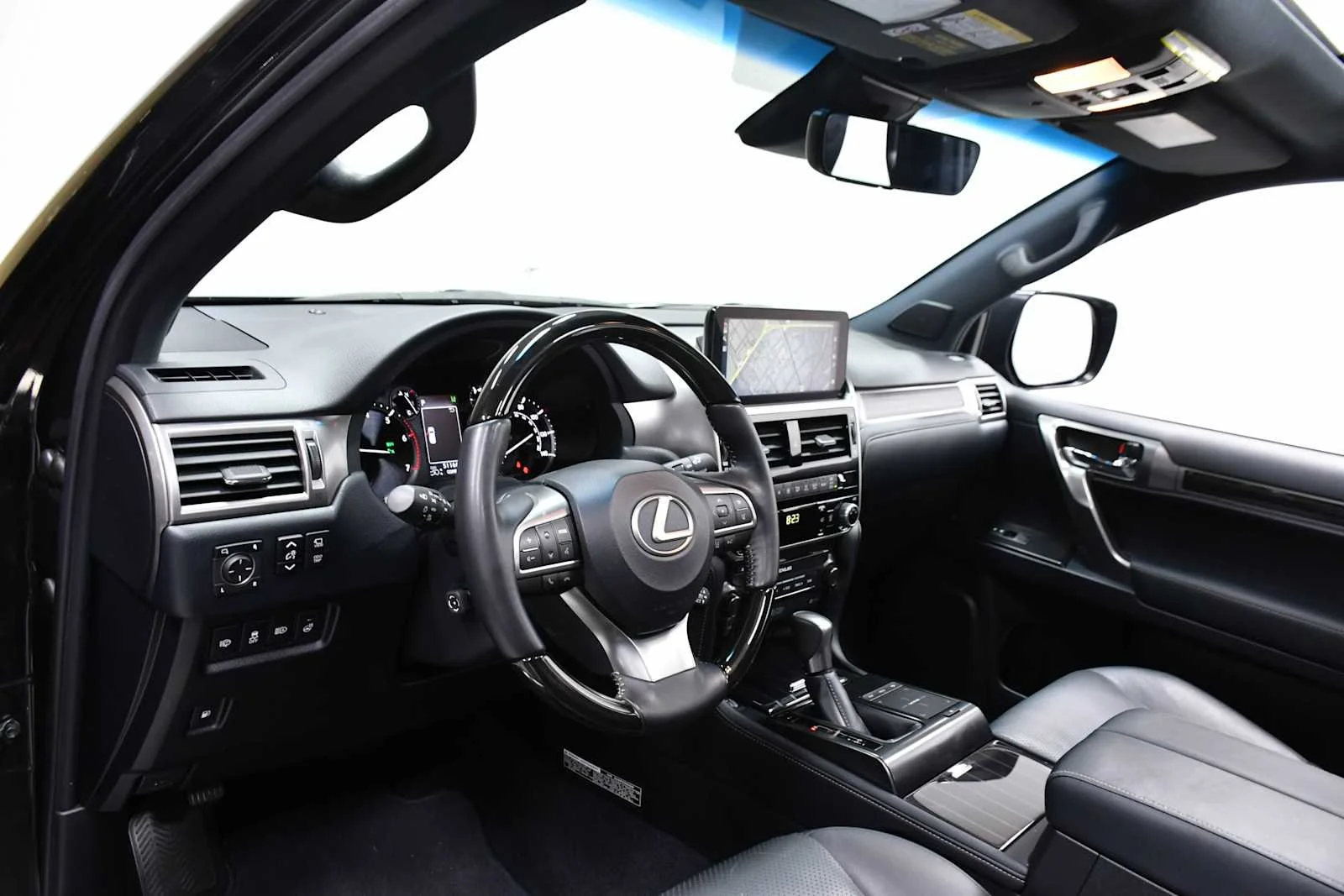 Certified Used 2023 CAVIAR Lexus Luxury image 17