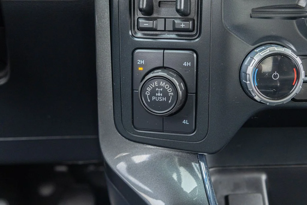 Used 2023 Black Ford XLT image 22