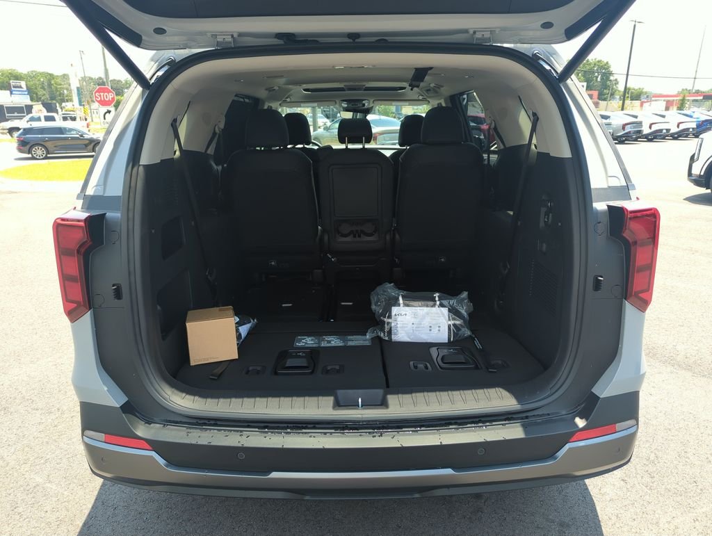 New 2026 Ceramic Silver Kia SX image 31