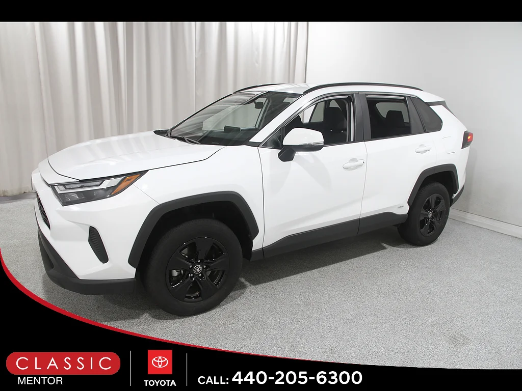 Certified Used 2025 Ice Cap Toyota LE image 3