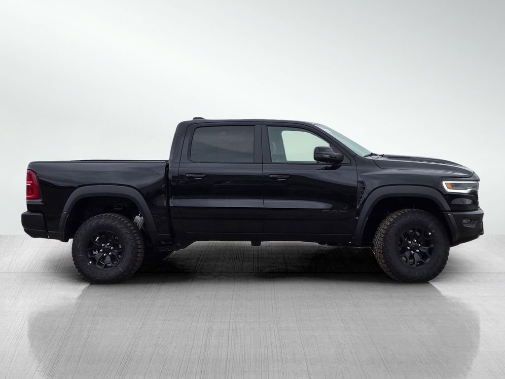 New 2026 Diamond Black Crystal Pearl-Coat Exterior Paint RAM RHO image 3