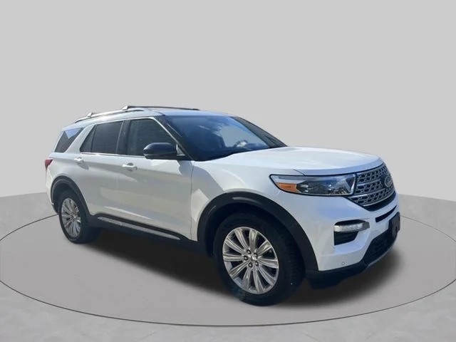 Used 2021 White Ford Limited image 4