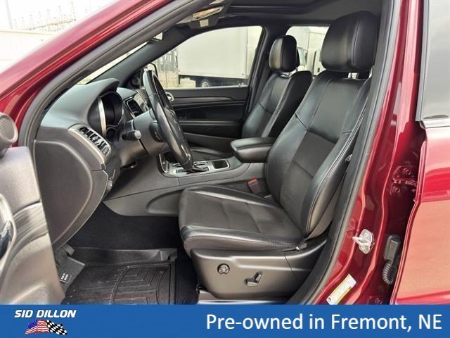 Used 2020 Velvet Red Pearlcoat Jeep Altitude image 12
