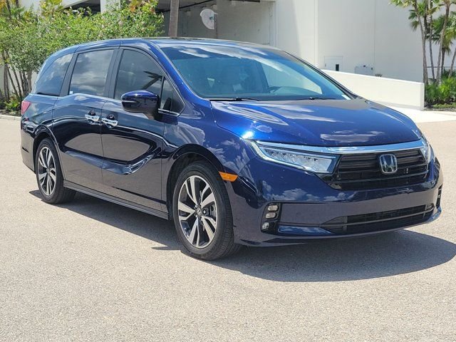 2024 Honda Odyssey Touring's photo