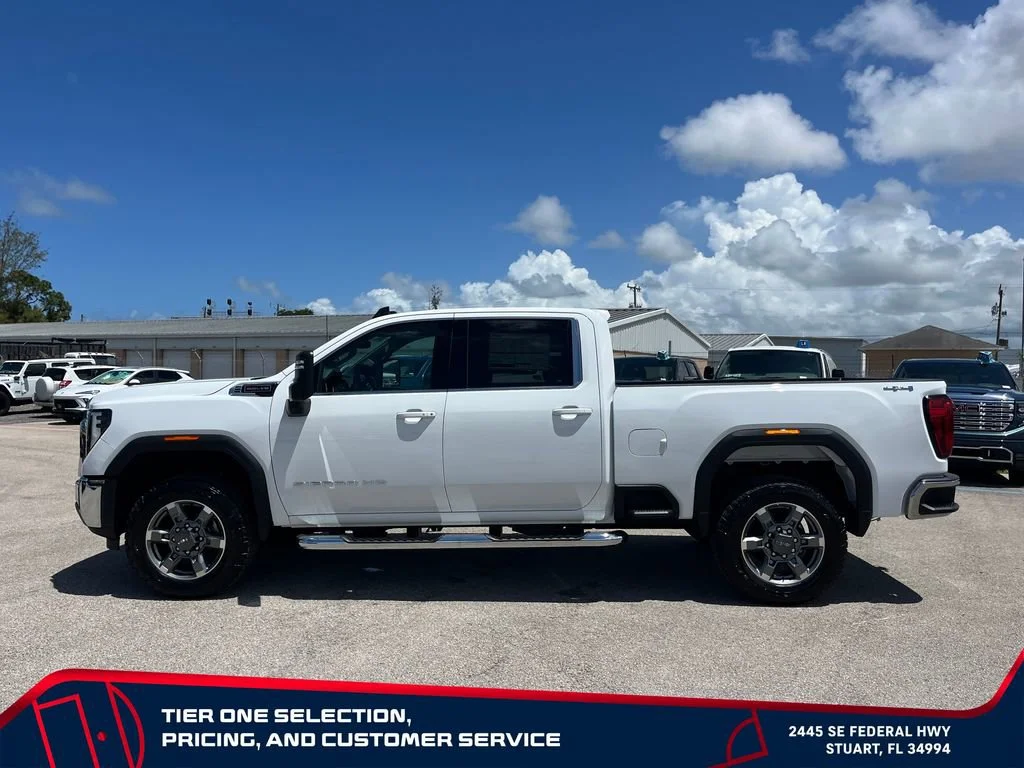 New 2026 Summit White GMC SLE image 4