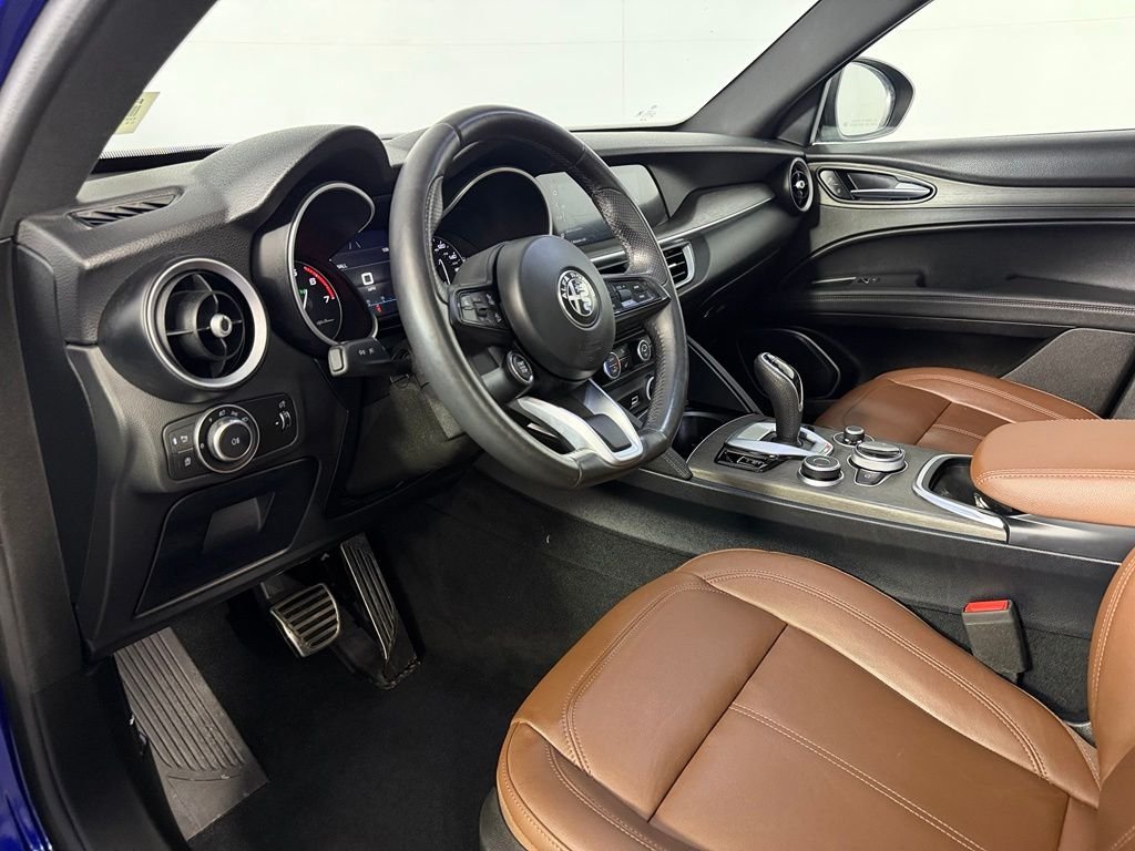 Used 2022 Blue Metallic Alfa Romeo Ti image 15