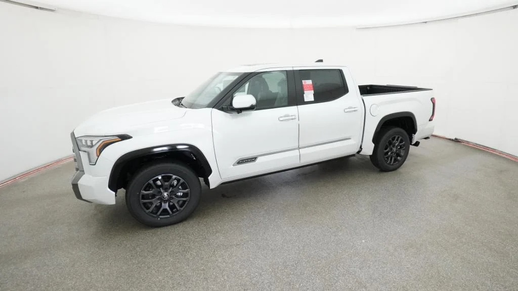 New 2026 Wind Chill Pearl Toyota Platinum image 21