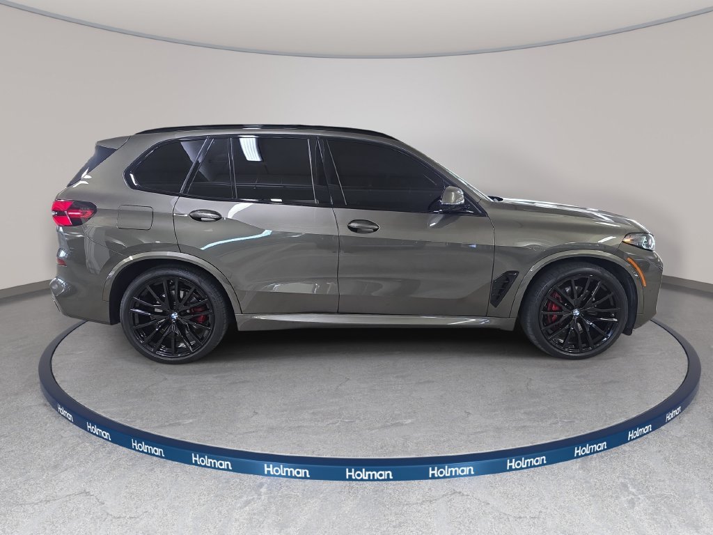 Certified Used 2026 Manhattan Green Metallic BMW sDrive40i image 6