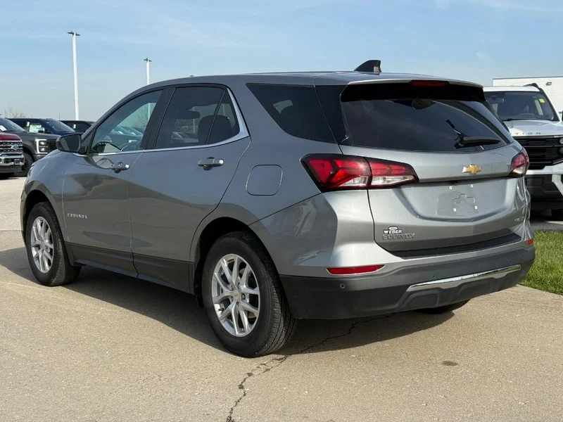 Used 2024 Sterling Gray Metallic Chevrolet AWD 4dr LT w/1LT image 3
