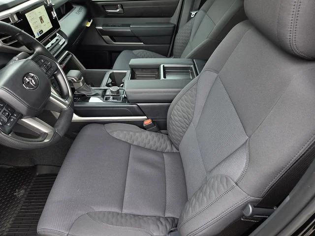 2026 Toyota Tundra SR5 - Photo 22