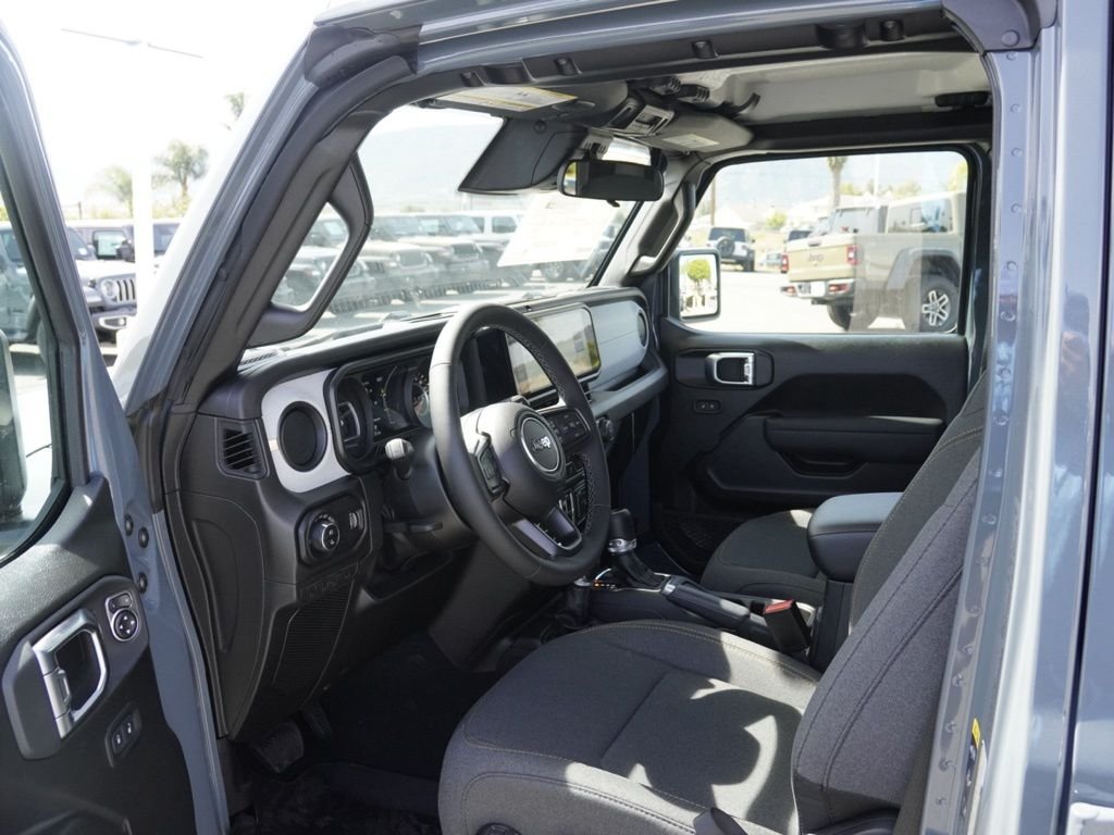 New 2026 Anvil Clear-Coat Exterior Paint Jeep Sport S Dark Sky Appearance image 19