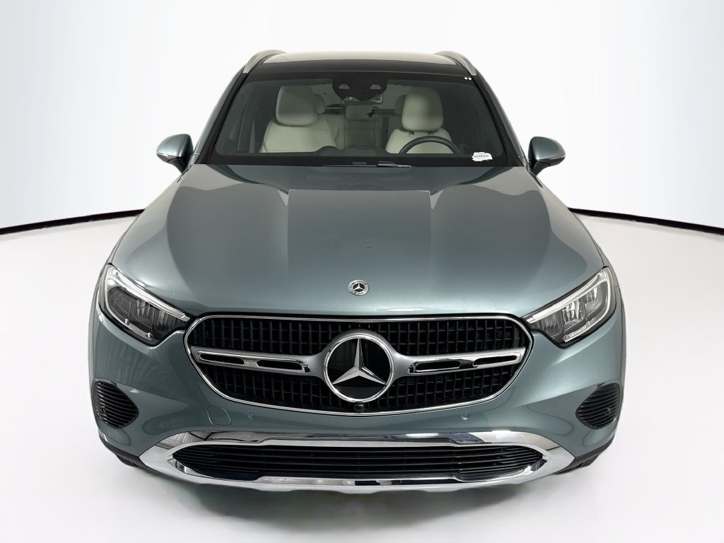 Certified Used 2026 Verde Silver Metallic Mercedes-Benz GLC 300 image 2