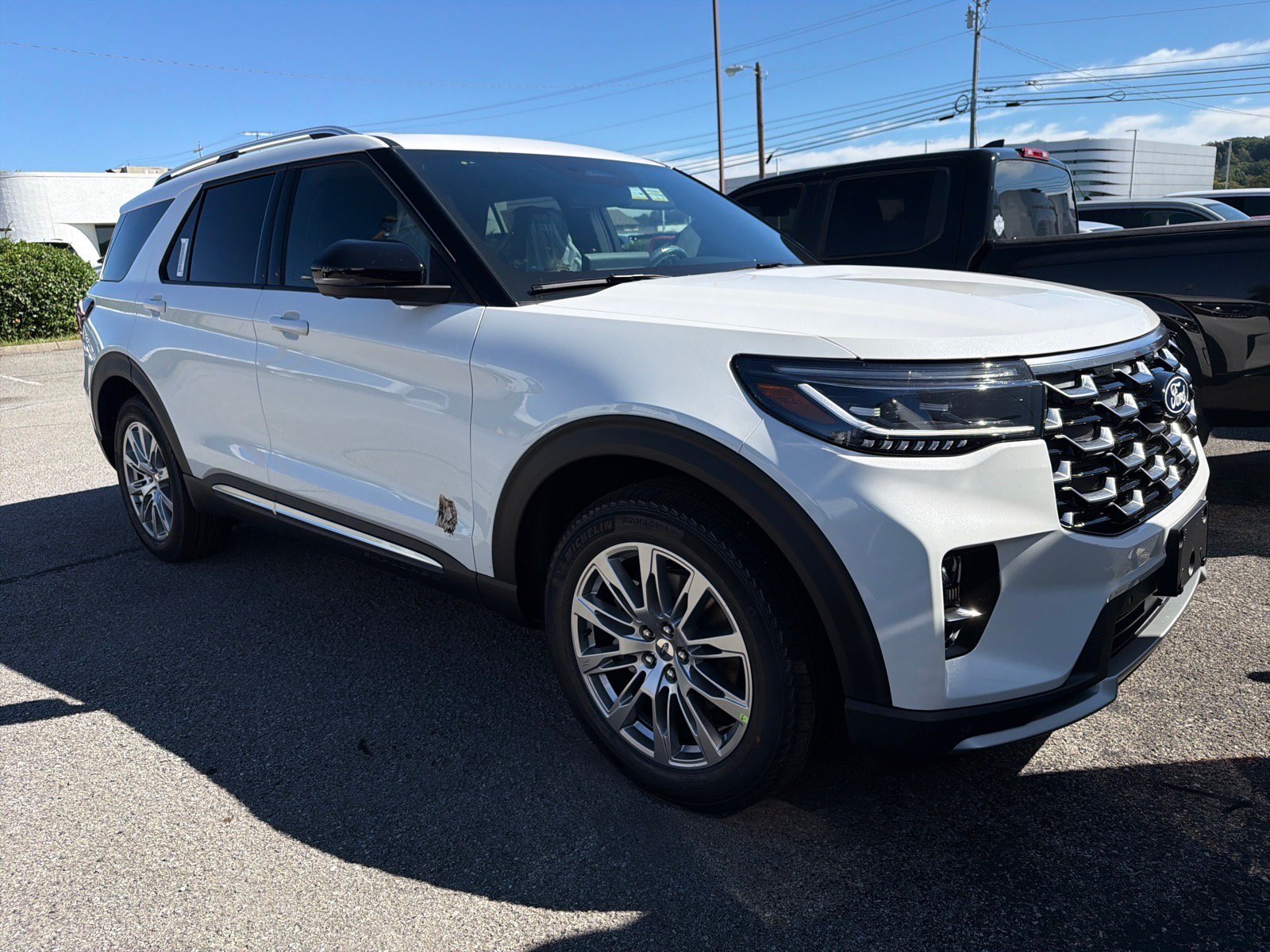 New 2027 Star White Metallic Tri-Coat Ford Platinum™ image 3