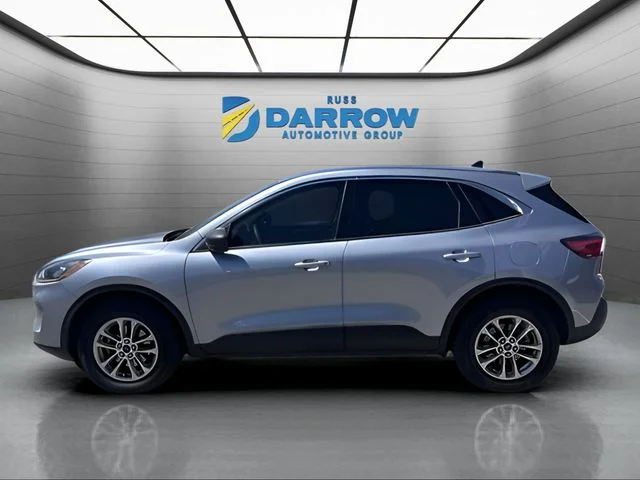 Used 2022 Blue Ford SE image 2