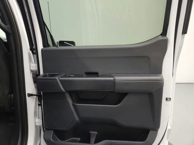 2025 Ford F-150 STX - Photo 35