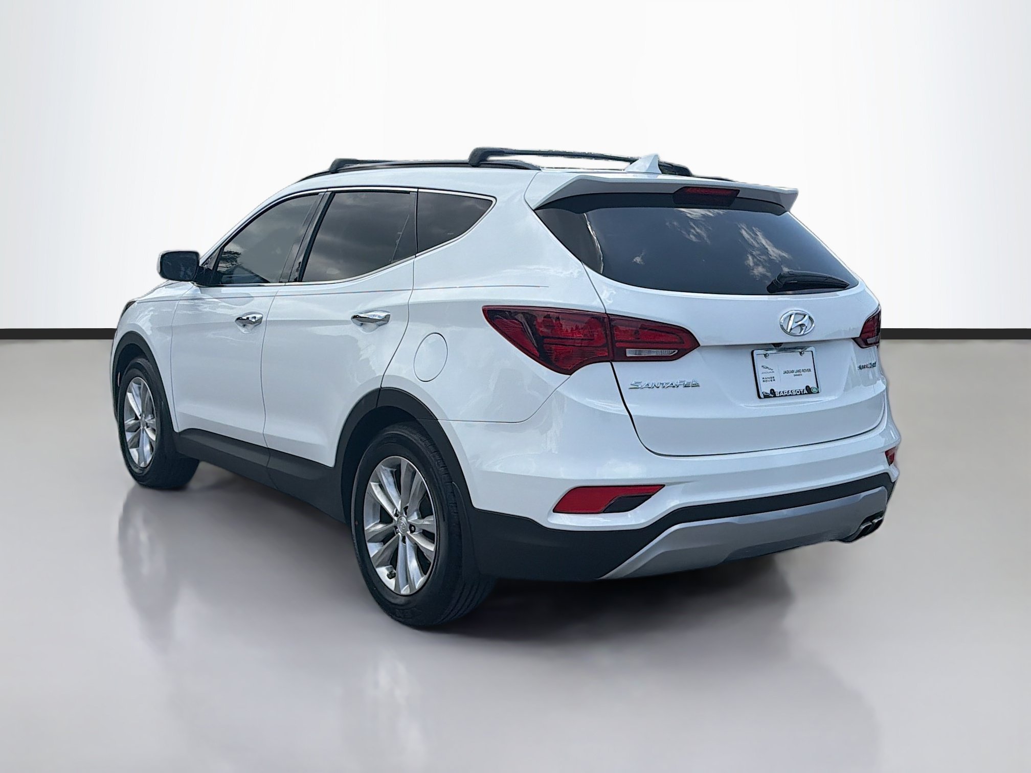Used 2018 Pearl White Hyundai 2.0T image 3