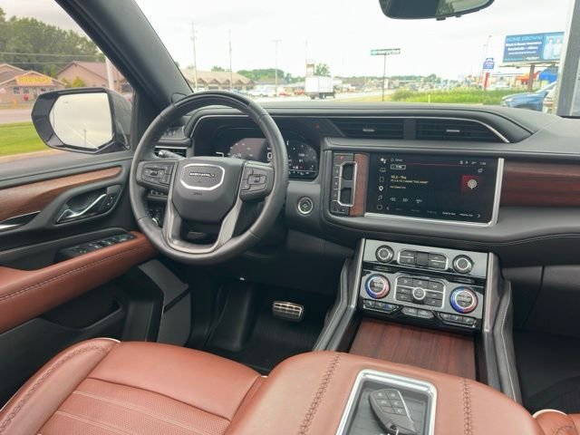 Used 2024 Green GMC Denali Ultimate image 18