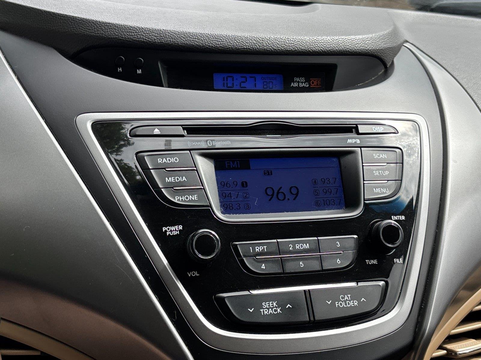Used 2013 Shimmering White Hyundai GLS PZEV image 23
