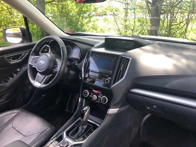Used 2019 Crystal White Pearl Subaru Limited image 17