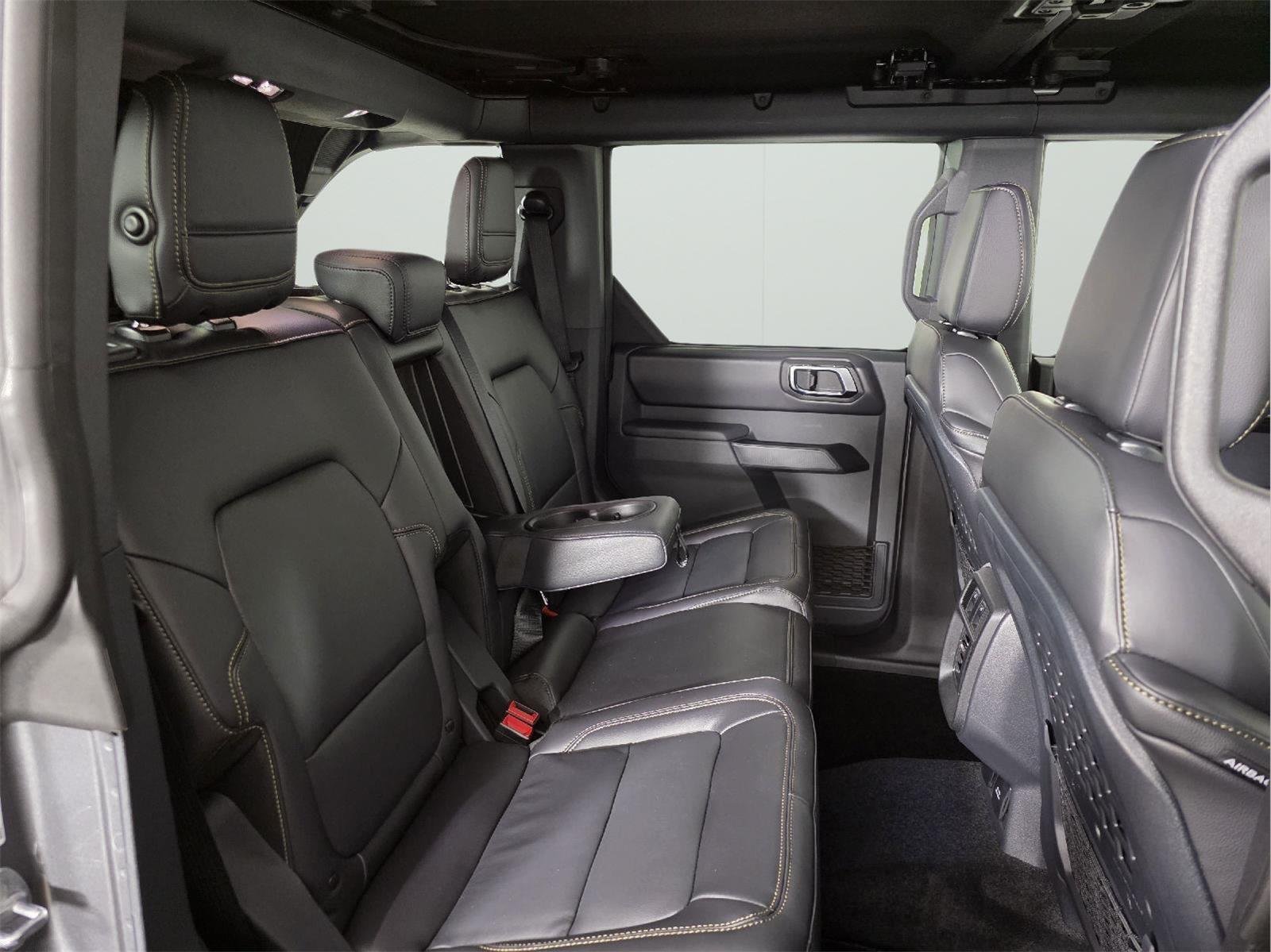 Used 2025 Carbonized Gray Metallic Ford Badlands image 19