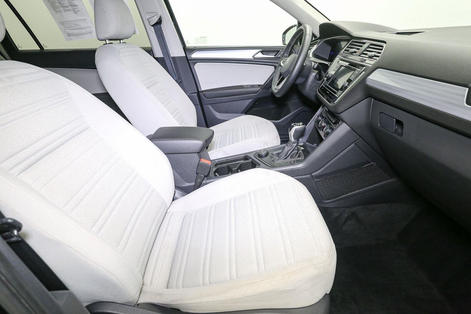 Used 2022 Deep Black Pearl Volkswagen S image 19