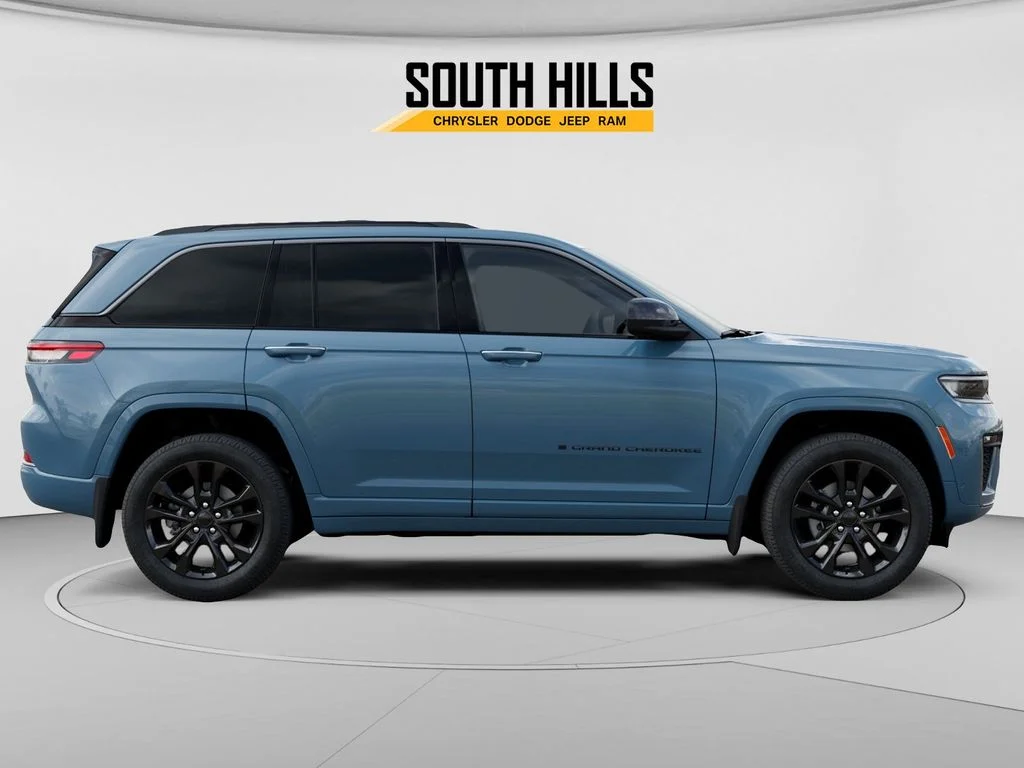 New 2026 Steel Blue Exterior Paint Jeep Limited Reserve image 21