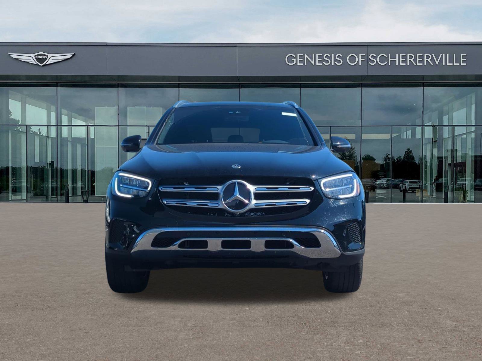 Used 2022 Black Mercedes-Benz GLC 300 image 2