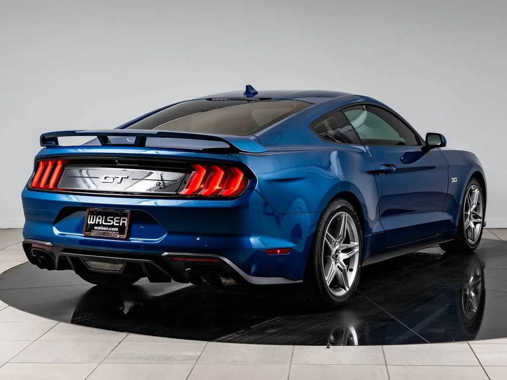 Used 2022 Atlas Blue Metallic Ford GT image 10