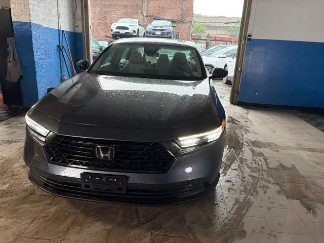 Used 2024 Gray Honda EX image 2