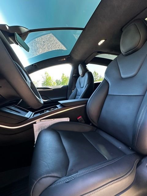 2024 Tesla Model X Long Range - Photo 14