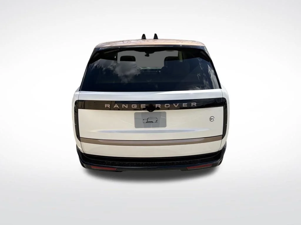 New 2026 White Land Rover SV image 7