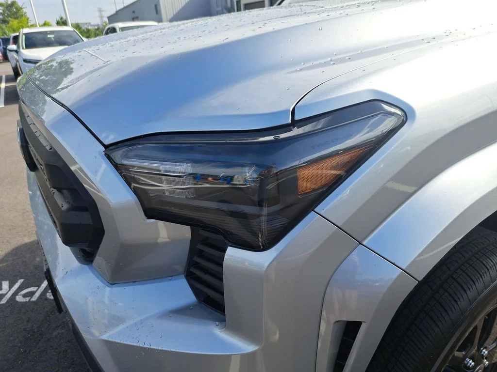 2024 Toyota Tacoma SR5 - Photo 40