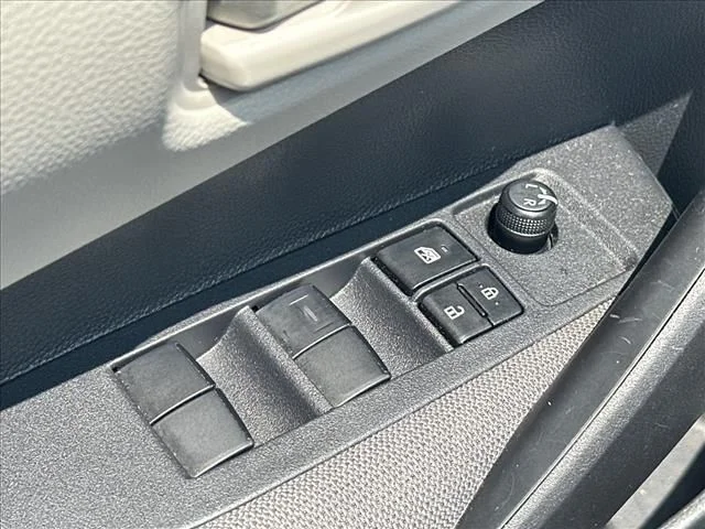 Used 2025  Toyota LE image 19